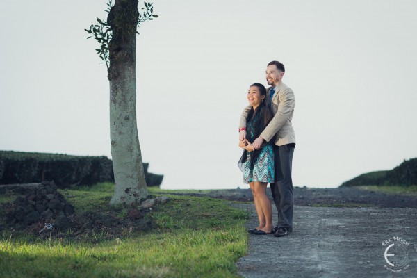 engagement-photos-jeju-island-south-korea-osulloc-museum